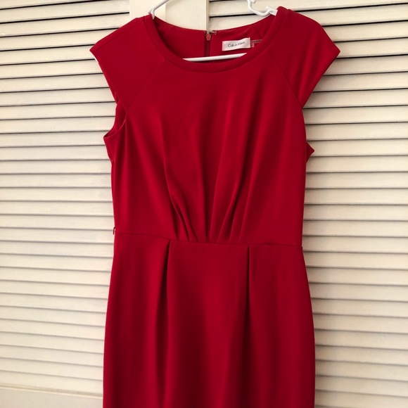 Red dress - Picture 2 of 2